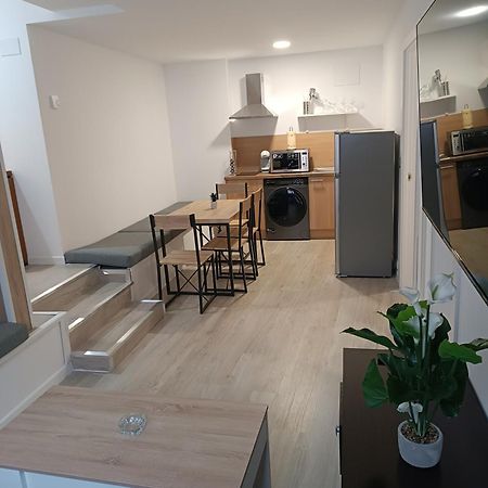 Apartamentos Turisticos Avila Puerta De San Isidro 1-4 Bagian luar foto