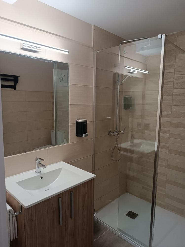 Apartamentos Turisticos Avila Puerta De San Isidro 1-4 Bagian luar foto