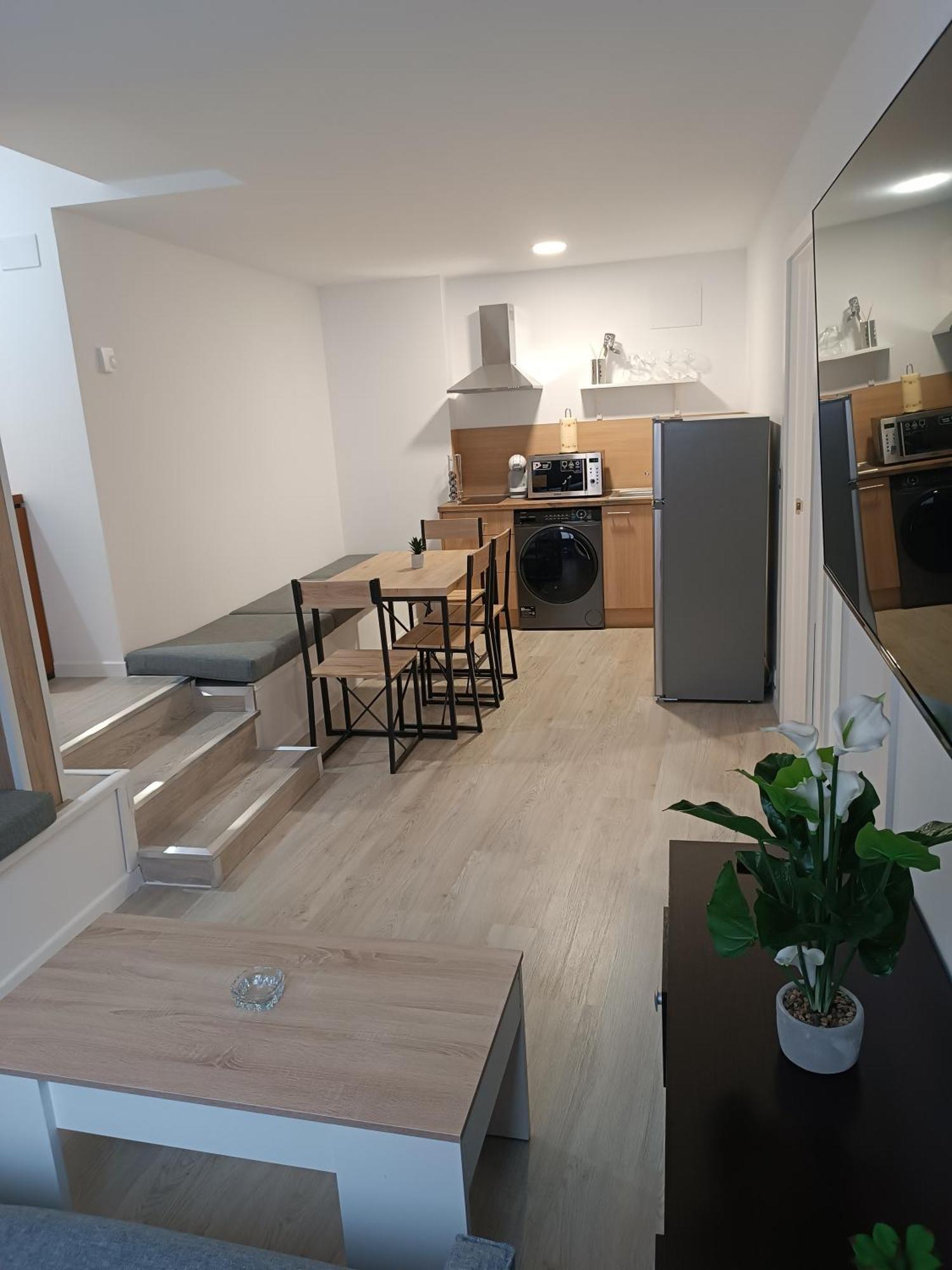 Apartamentos Turisticos Avila Puerta De San Isidro 1-4 Bagian luar foto