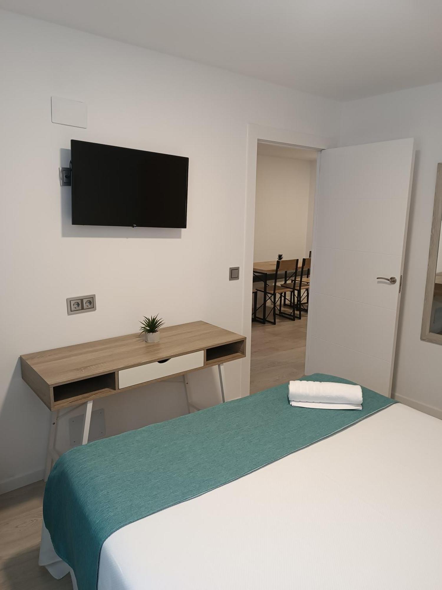 Apartamentos Turisticos Avila Puerta De San Isidro 1-4 Bagian luar foto